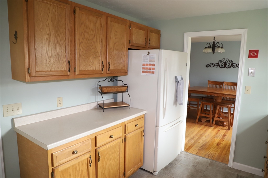 37 Edgewater Road Agawam, MA 01001 - Photo 15 of 30 Gallery Image 15