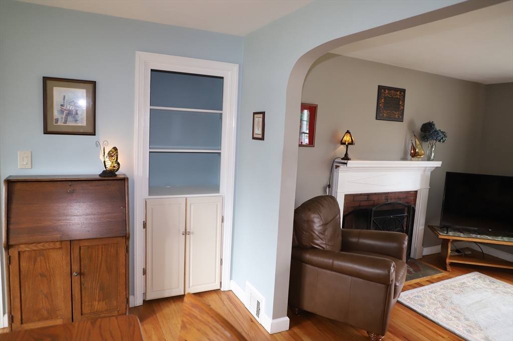 37 Edgewater Road Agawam, MA 01001 - Photo 17 of 30 Gallery Image 17