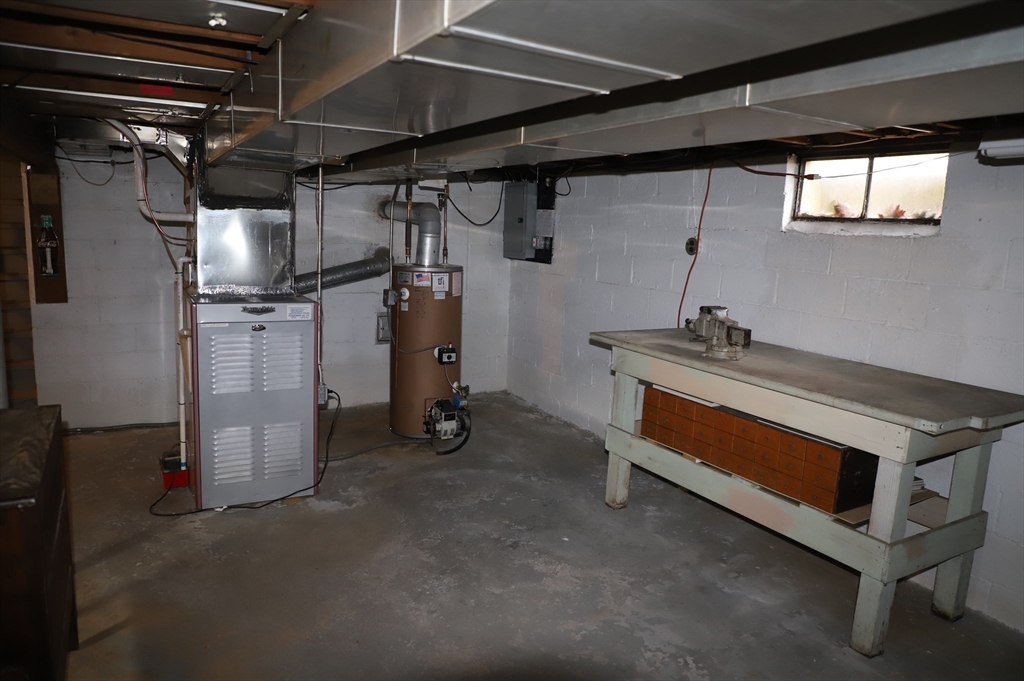 37 Edgewater Road Agawam, MA 01001 - Photo 30 of 30 Gallery Image 30