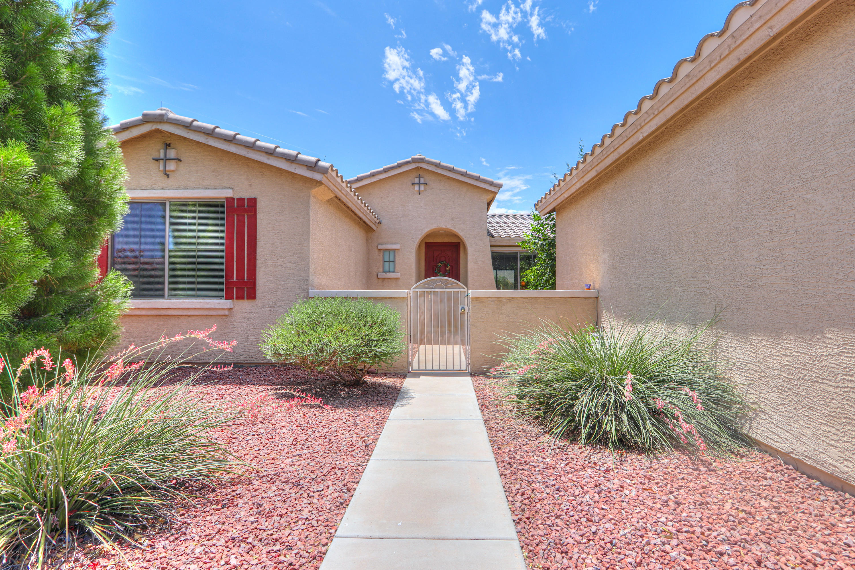 42485 Abbey Road Maricopa, AZ 85138 - Photo 5 of 74 04
