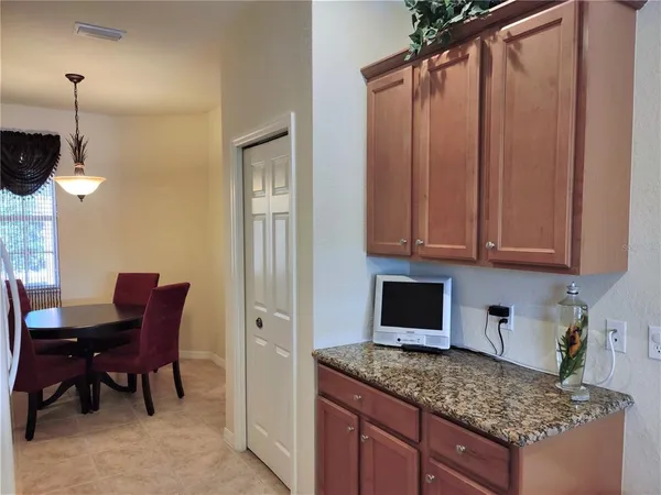 $2,300 | 11997 Tempest Harbor Loop, Venice, FL 34292