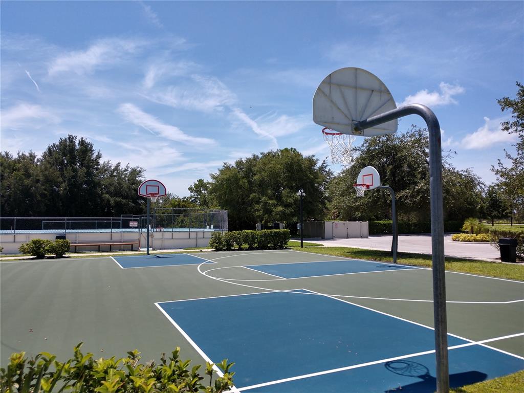 11997 Tempest Harbor Loop Venice, FL 34292 - Photo 42 of 52 a view of a tennis court