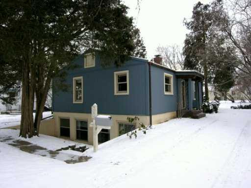 605 Robin Road Ann Arbor, MI 48103 - Photo 1 of 7 Photo 1