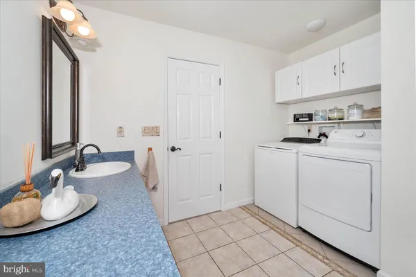 $690,000 | 305 Garnet Lane, Smyrna, DE 19977