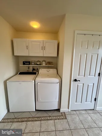 $690,000 | 305 Garnet Lane, Smyrna, DE 19977