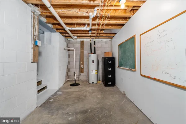 $690,000 | 305 Garnet Lane, Smyrna, DE 19977