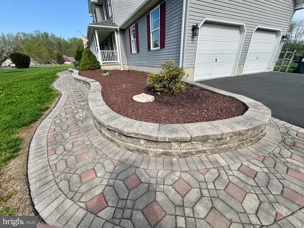 $690,000 | 305 Garnet Lane, Smyrna, DE 19977