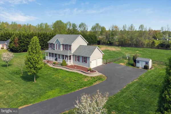$690,000 | 305 Garnet Lane, Smyrna, DE 19977