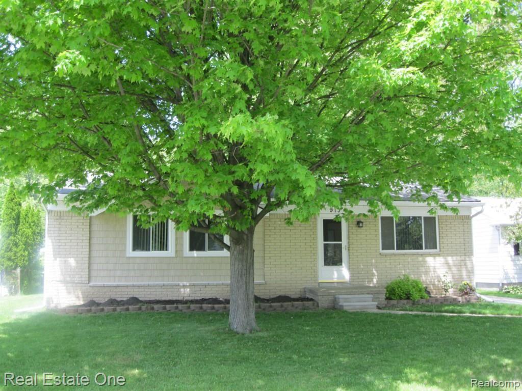 913 Vanderpool Avenue Troy, MI 48083 - Photo 22 of 31 Shaded Front South Facing