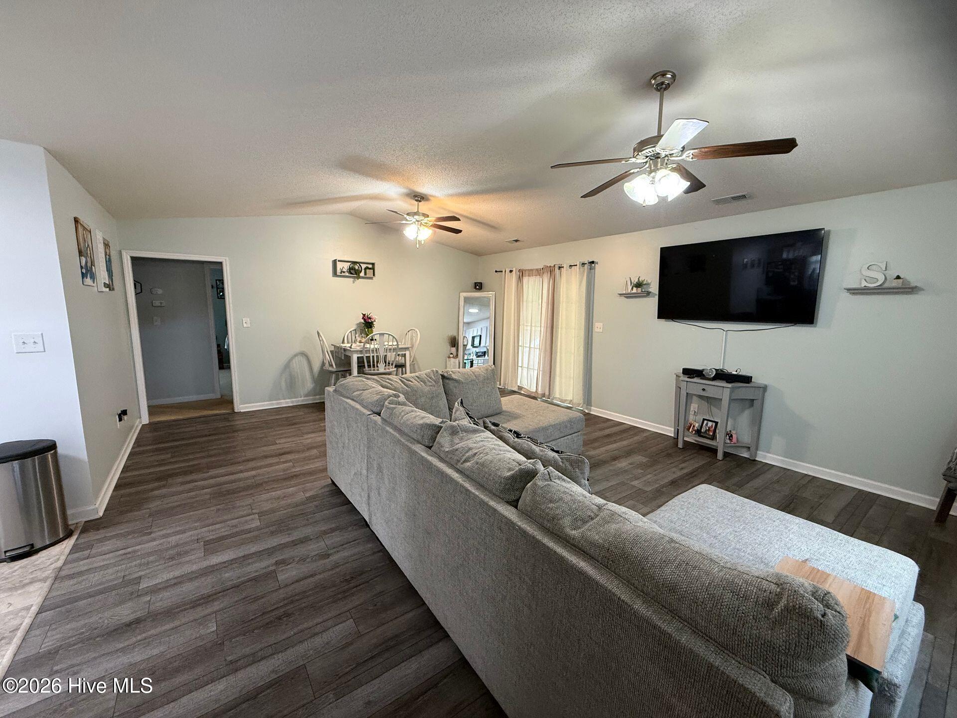 301 Top Knot Road Hubert, NC 28539 - Photo 4 of 10
