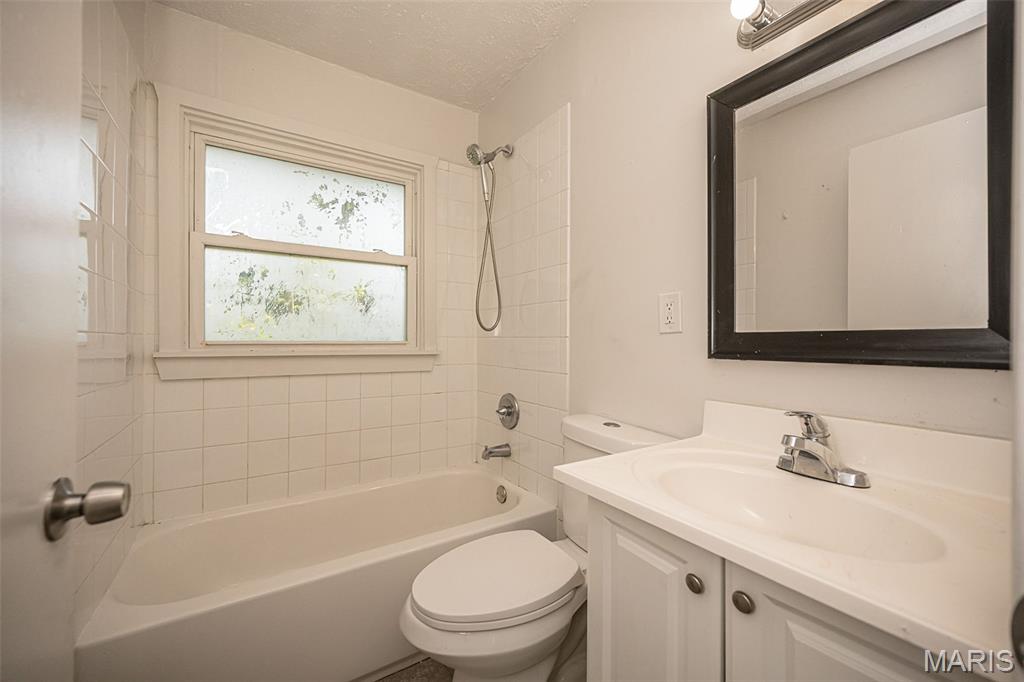 428 Crawford Road St. Louis, MO 63137 - Photo 18 of 30 Gallery Image 18