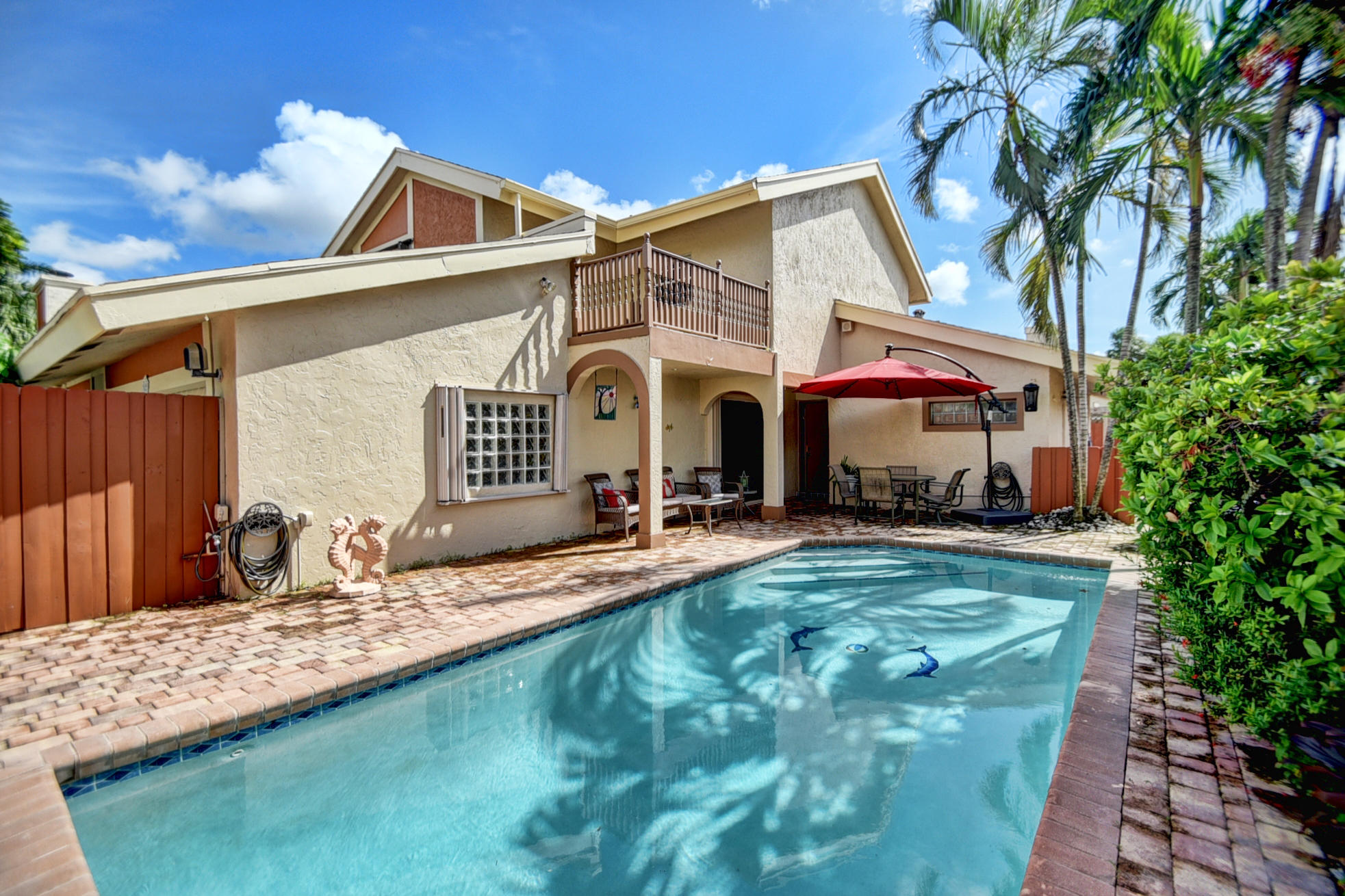 7622 Sierra Drive West Boca Raton, FL 33433 - Photo 3 of 37 Gorgeous Pool