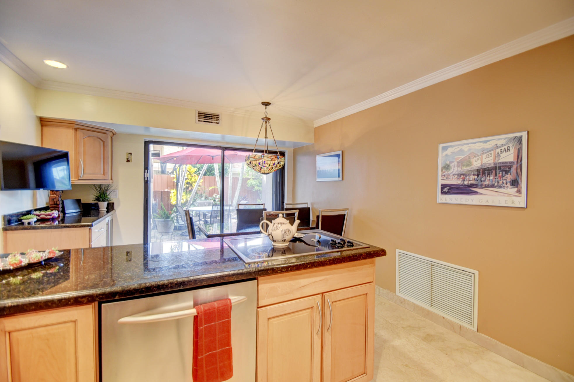 7622 Sierra Drive West Boca Raton, FL 33433 - Photo 10 of 37 DSC_0265_6_7_8_9