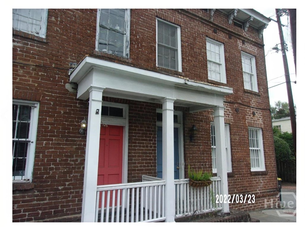 415 Price Street, Unit E Savannah, GA 31401 - Photo 1 of 27