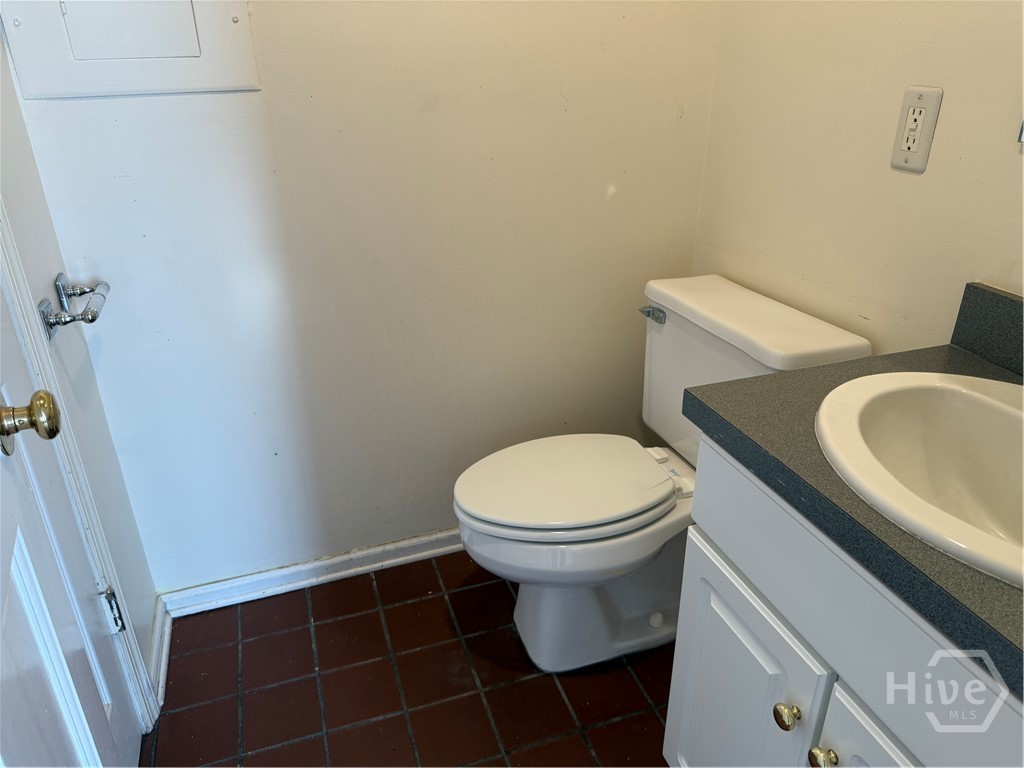 415 Price Street, Unit E Savannah, GA 31401 - Photo 17 of 27