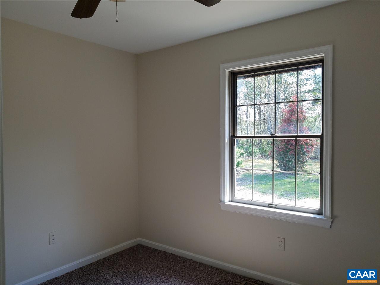 261 Mitchell Mountain Road Reva, VA 22735 - Photo 11 of 30 Gallery Image 11