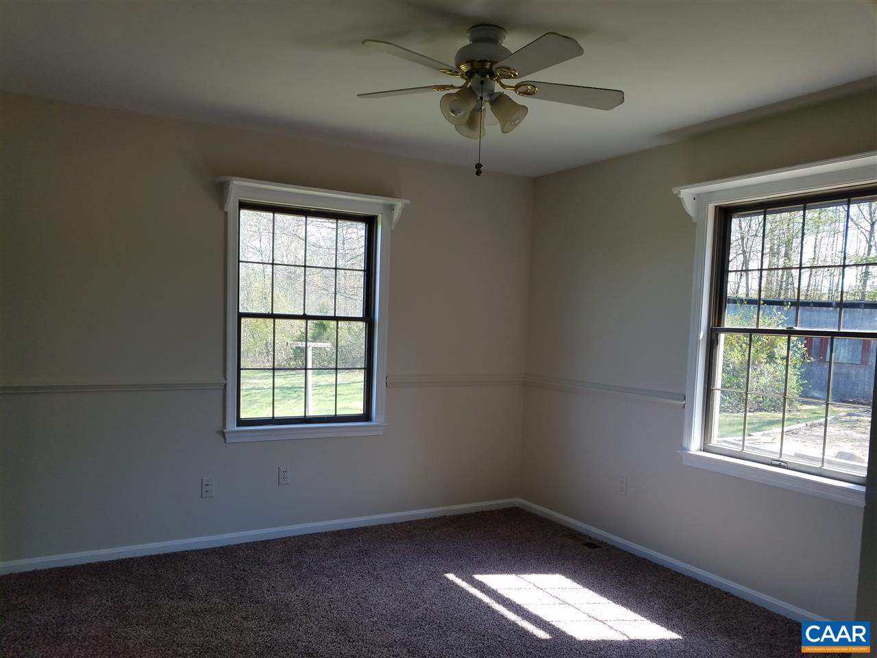 261 Mitchell Mountain Road Reva, VA 22735 - Photo 9 of 30 Gallery Image 9