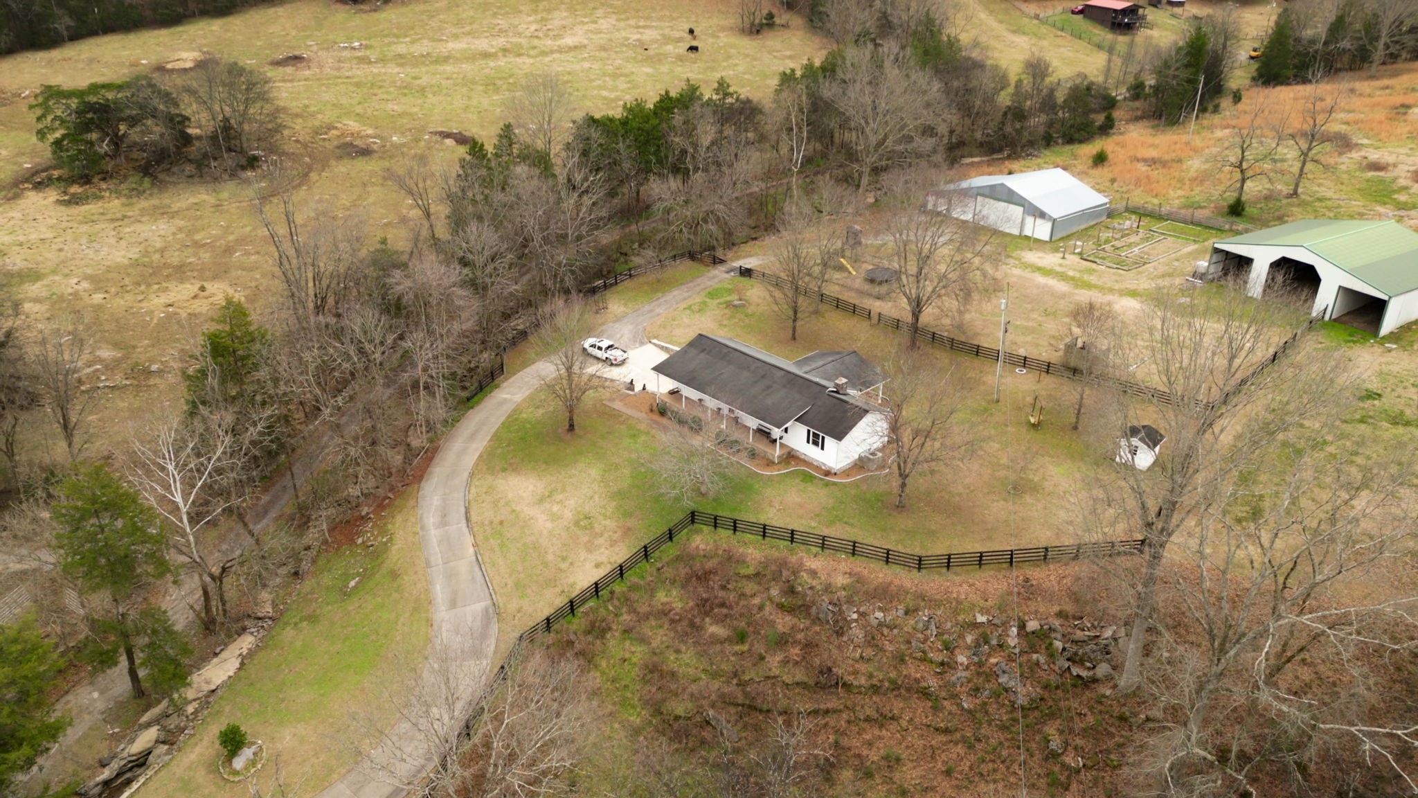 6680 Walker Creek Road Alexandria, TN 37012 - Photo 5 of 76