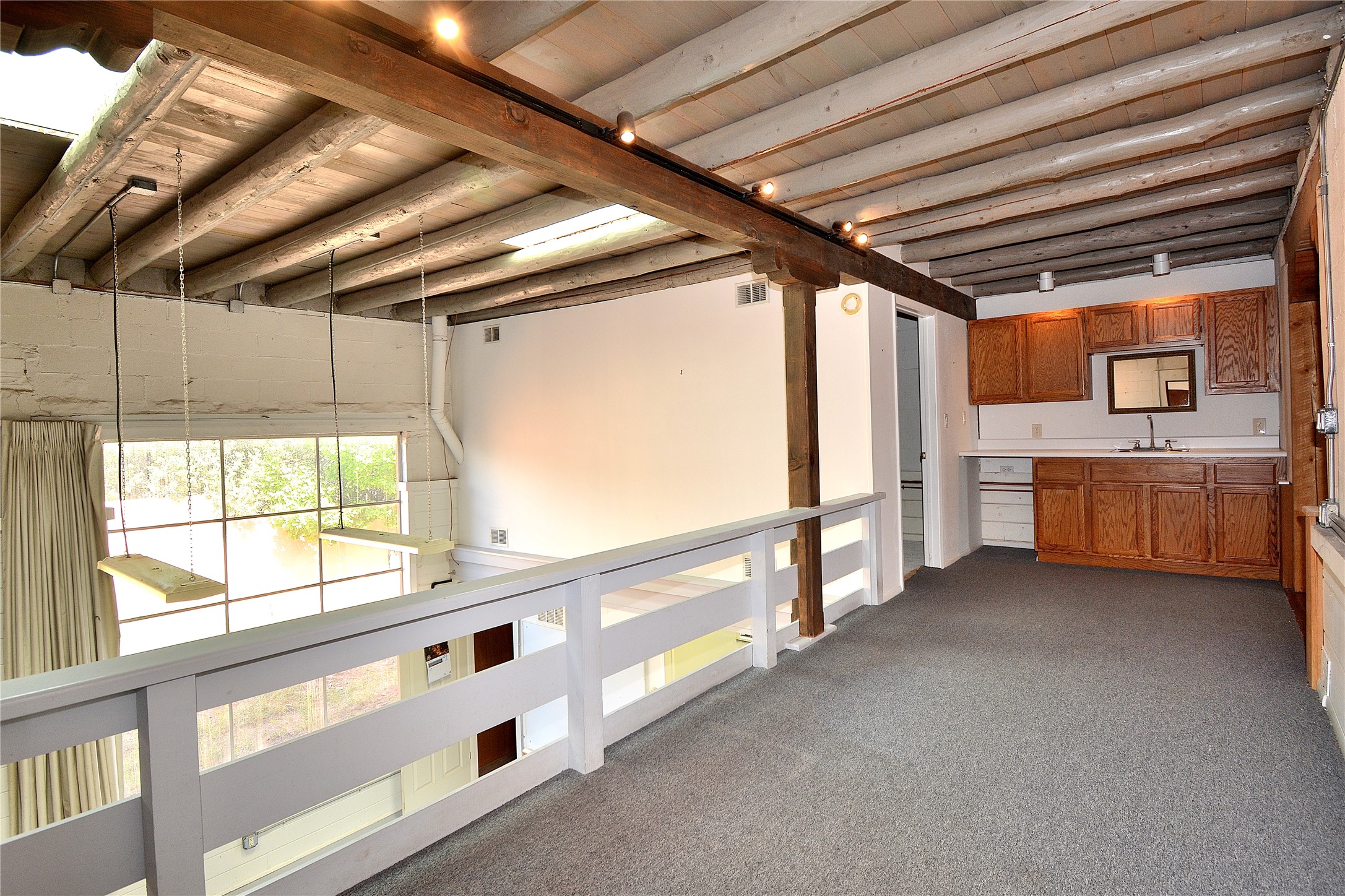 904 Bishops Lodge Road Santa Fe, NM 87501 - Photo 15 of 51 Upstairs gallery