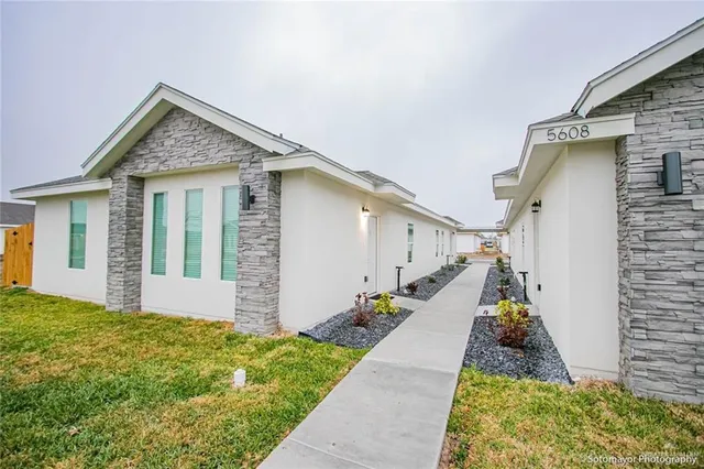 $1,100 | 5609 Swallow Avenue, Unit 1, Mission, TX 78573