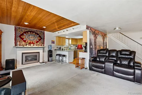 $325,000 | 3081 South Macon Circle, Aurora, CO 80014