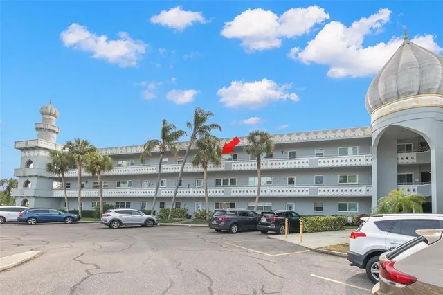 a view of parking area