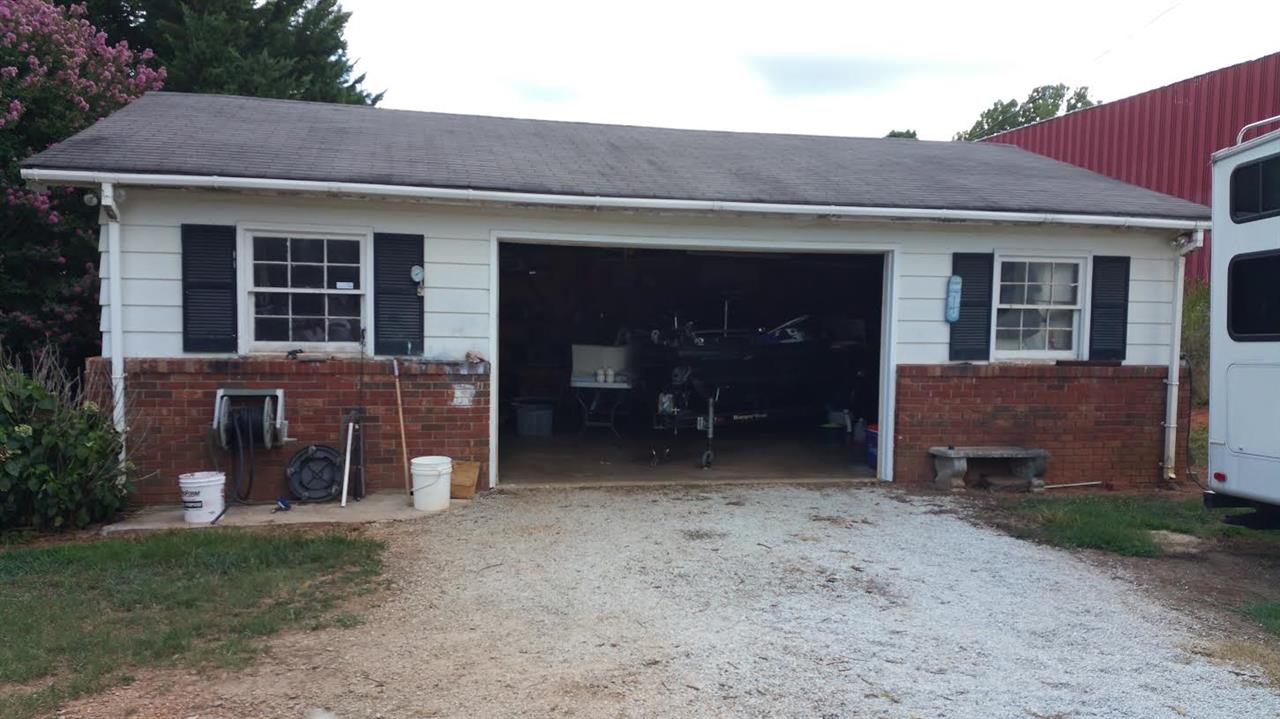 520 Adams Sullivan Road Walhalla, SC 29691 - Photo 9 of 28 Gallery Image 9
