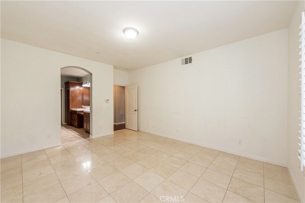 72 Shadowplay Irvine, CA 92620 - Photo 21 of 36