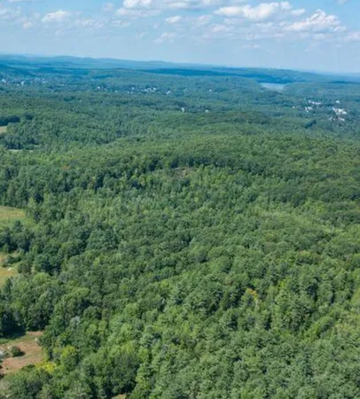 $399,900 | 2 Melissa Drive, Lewiston, ME 04240