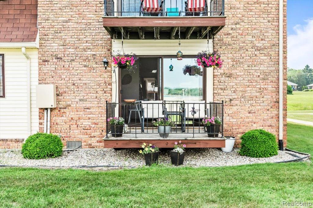 1900 River Road Marysville, MI 48040 - Photo 1 of 25