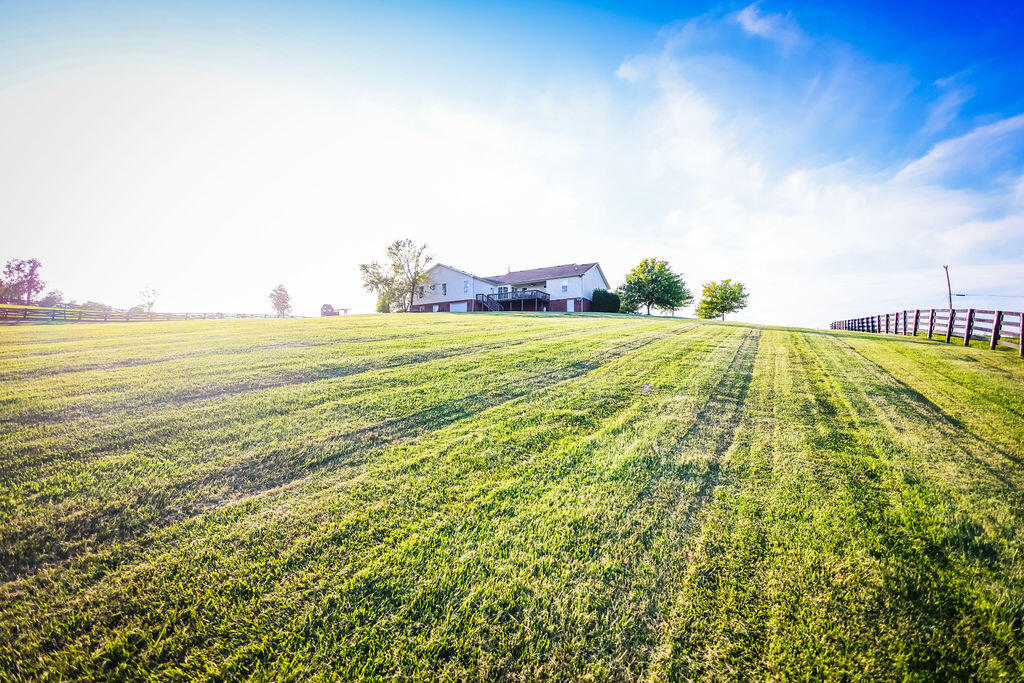 650 Tonkin Road Mount Sterling, KY 40353 - Photo 6 of 39 8W4A9154