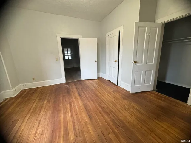 $230,000 | 710 West 3rd Street, Davenport, IA 52802