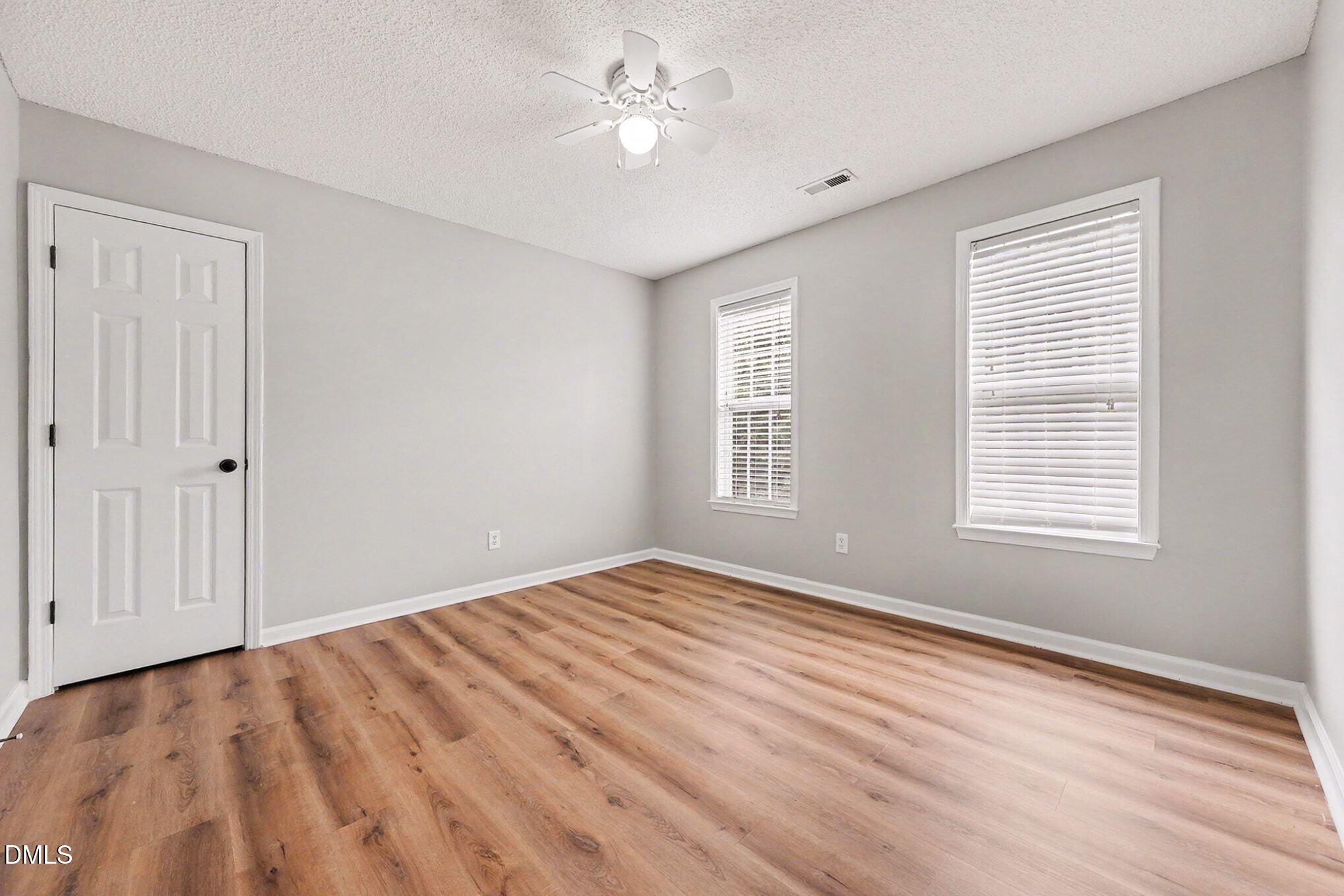 8405 Ridgebury Road Raleigh, NC 27603 - Photo 26 of 38 022_file_4632