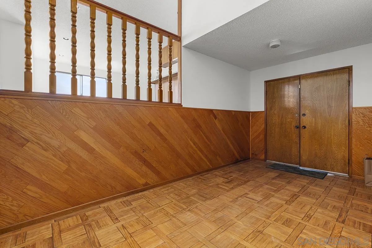 2491 Cordero Road Del Mar, CA 92014 - Photo 7 of 50 Gallery Image 7