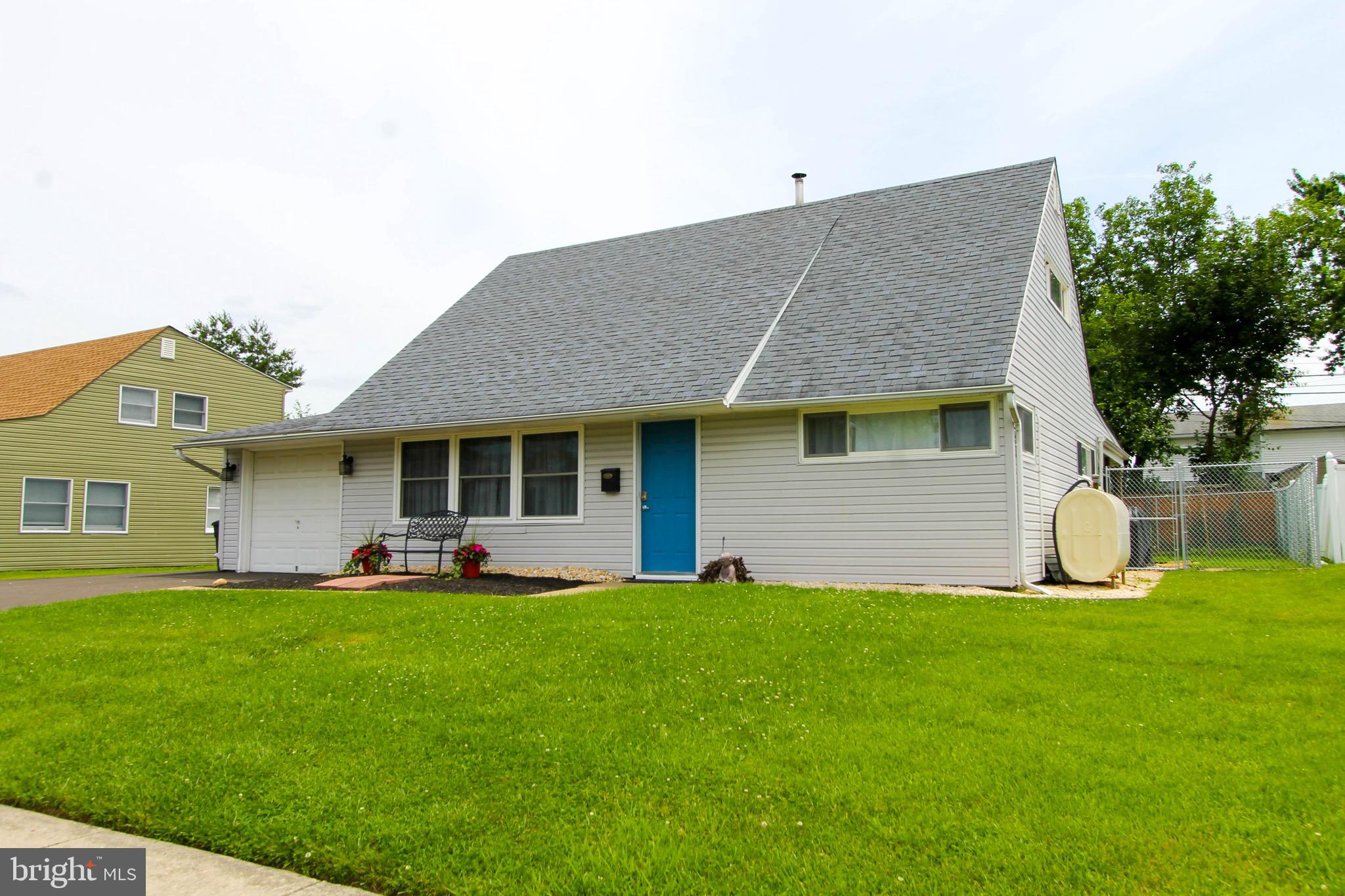 60 Canoebirch Road Levittown, PA 19057 - Photo 1 of 33 Gallery Image 1