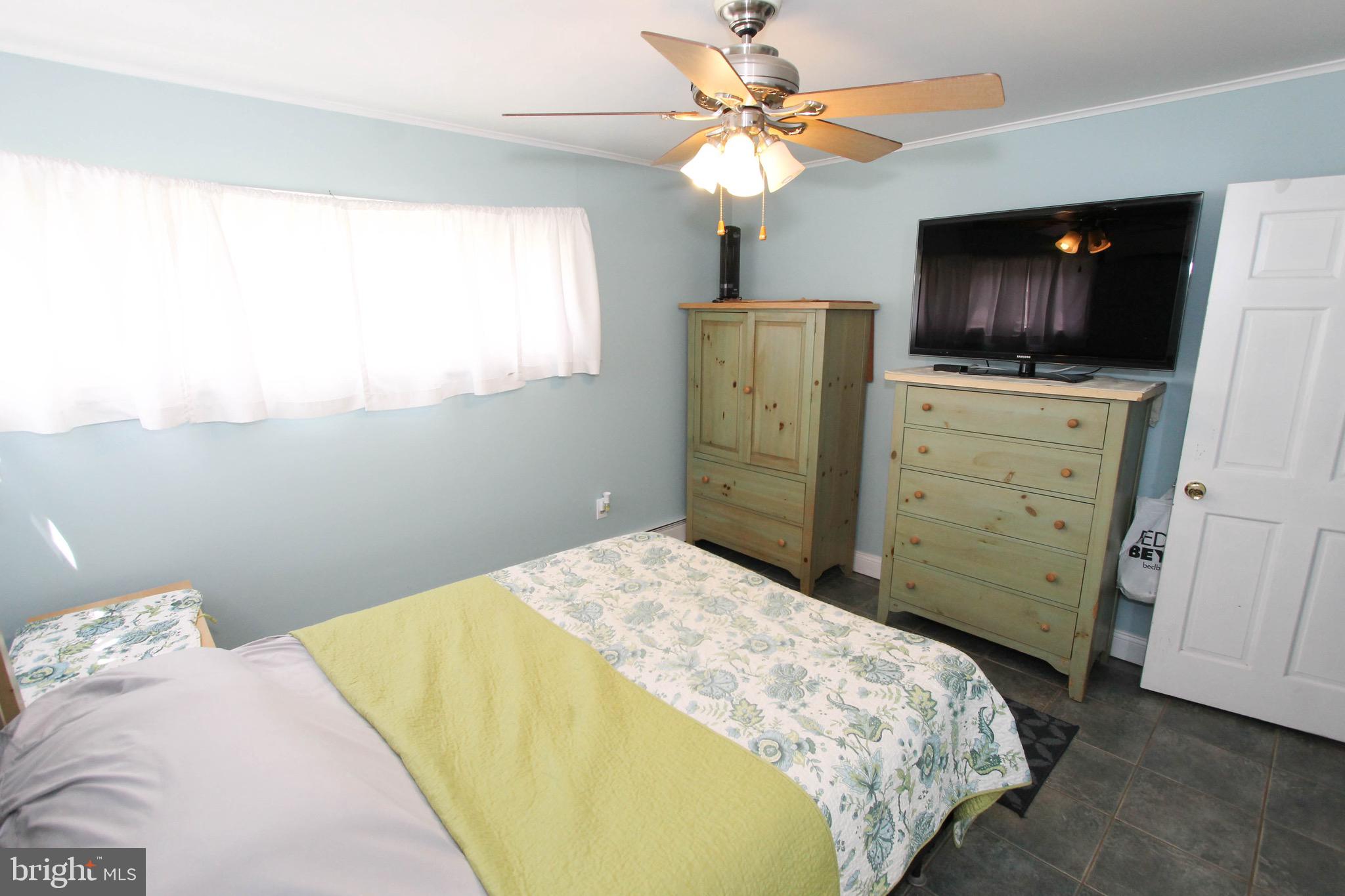 60 Canoebirch Road Levittown, PA 19057 - Photo 14 of 33 Gallery Image 14
