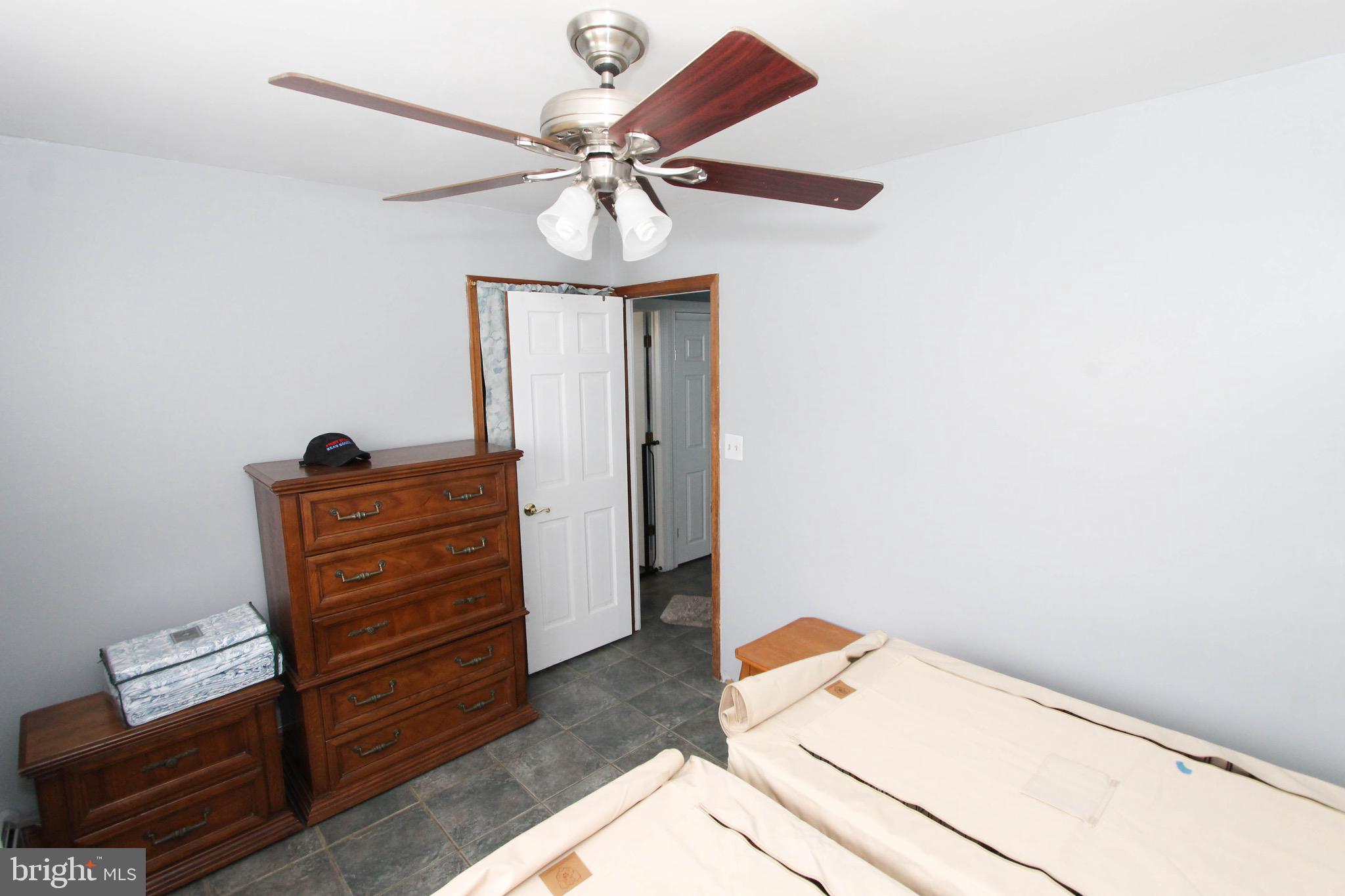 60 Canoebirch Road Levittown, PA 19057 - Photo 17 of 33 Gallery Image 17