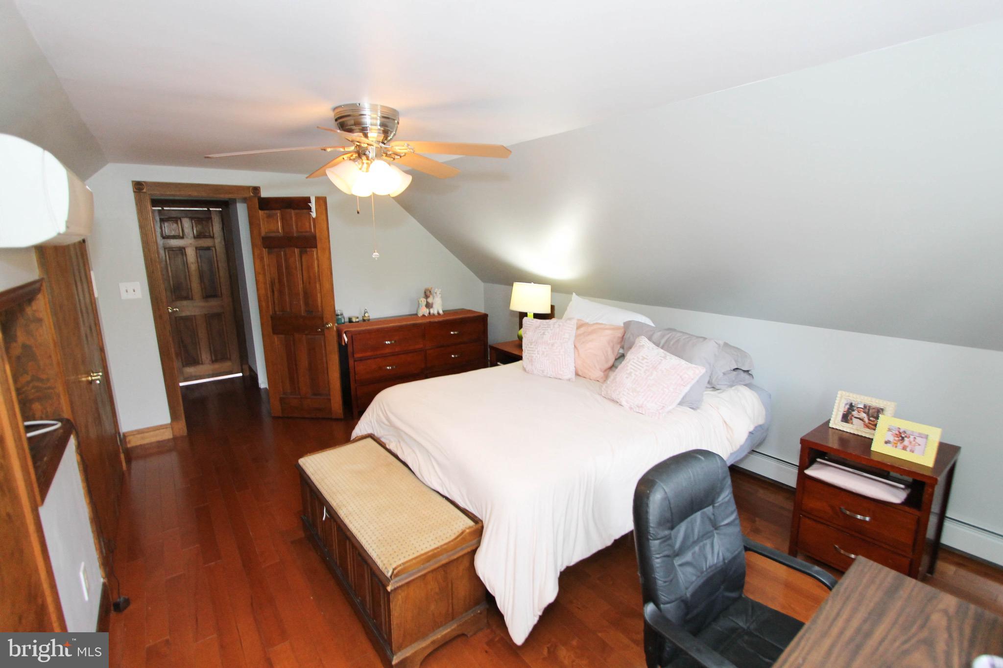 60 Canoebirch Road Levittown, PA 19057 - Photo 21 of 33 Gallery Image 21