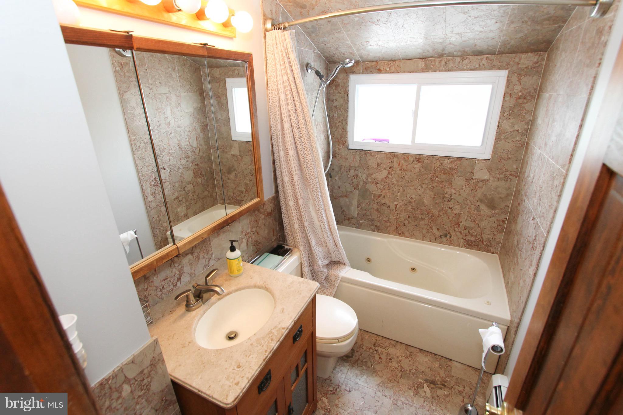 60 Canoebirch Road Levittown, PA 19057 - Photo 23 of 33 Gallery Image 23