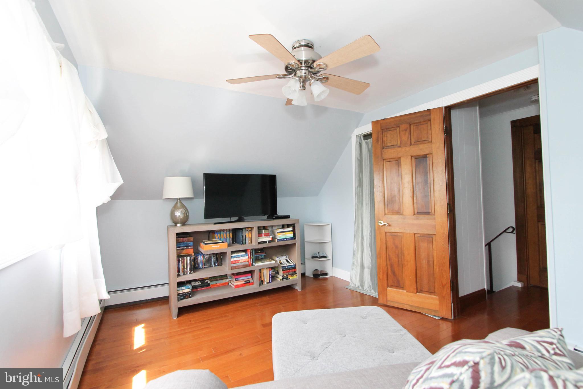 60 Canoebirch Road Levittown, PA 19057 - Photo 28 of 33 Gallery Image 28