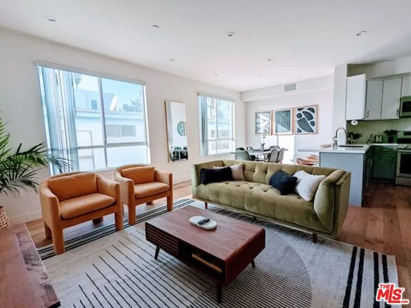 $4,975 | 3726 Kelton Avenue, Unit 202, Los Angeles, CA 90034