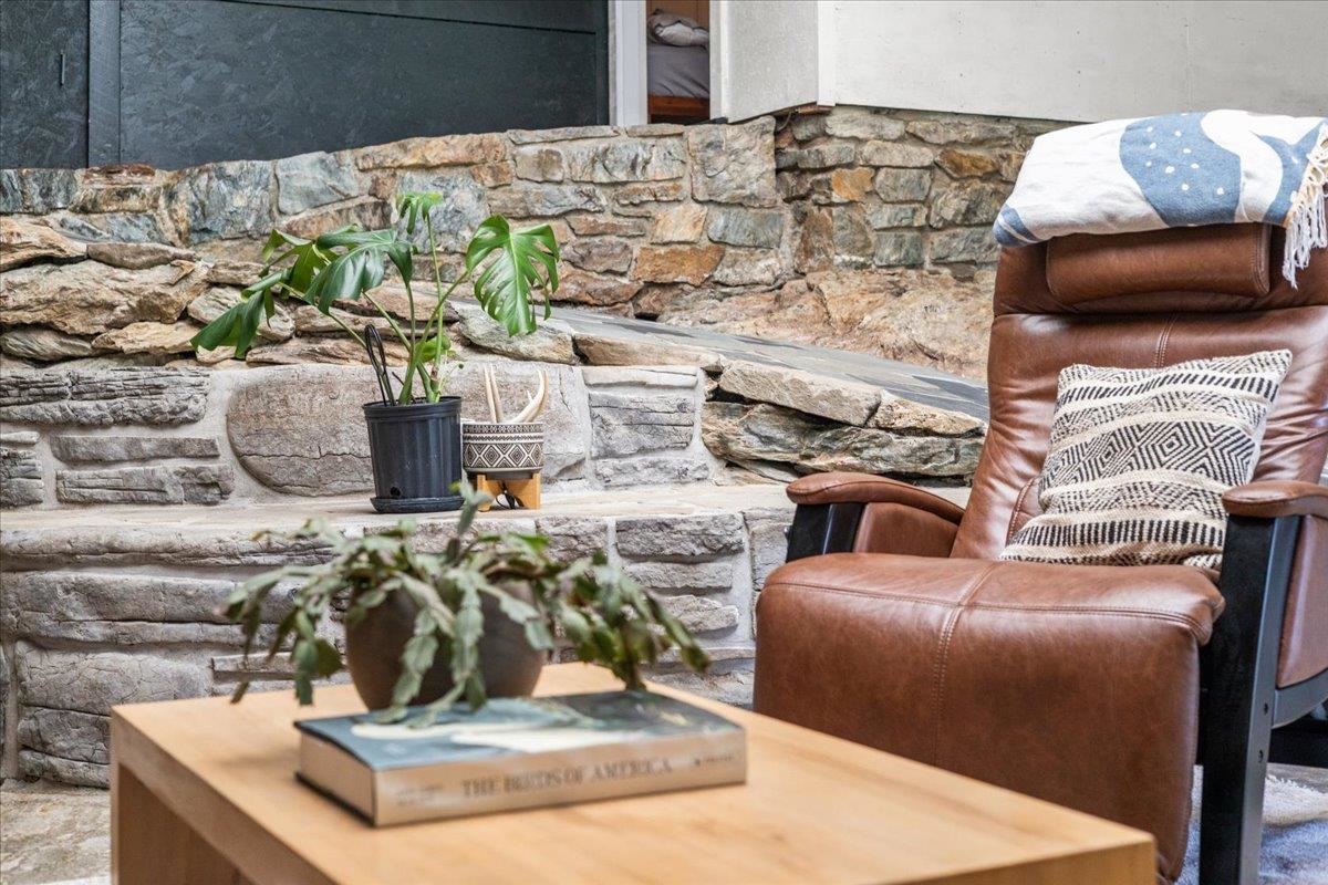 2640 Main Road Huntington, VT 05462 - Photo 12 of 41