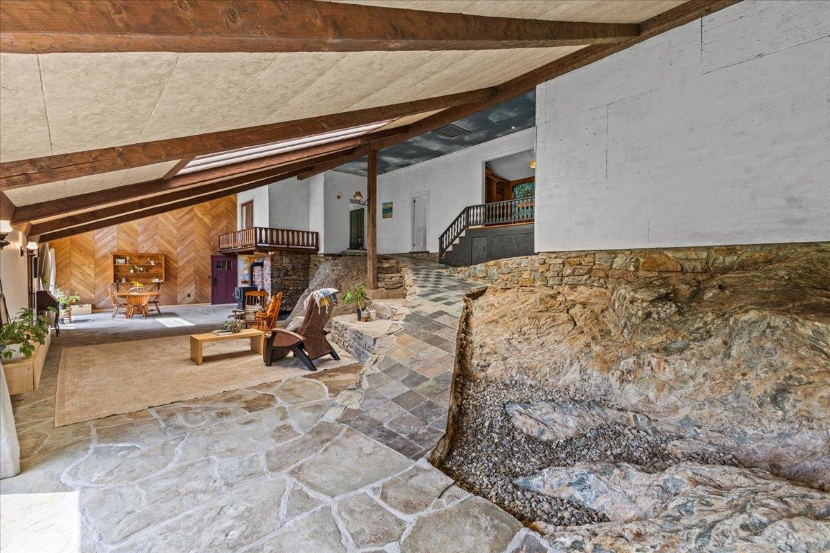 2640 Main Road Huntington, VT 05462 - Photo 20 of 41