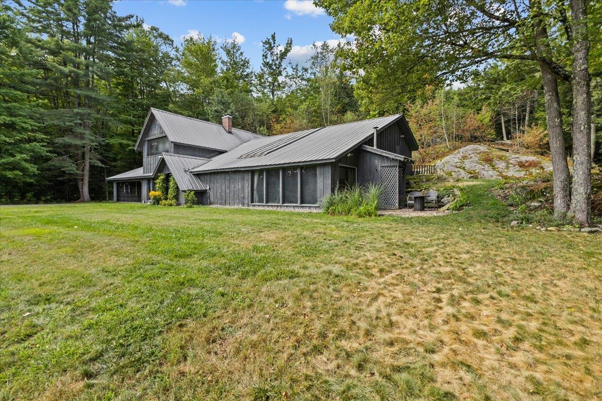 2640 Main Road Huntington, VT 05462 - Photo 3 of 41