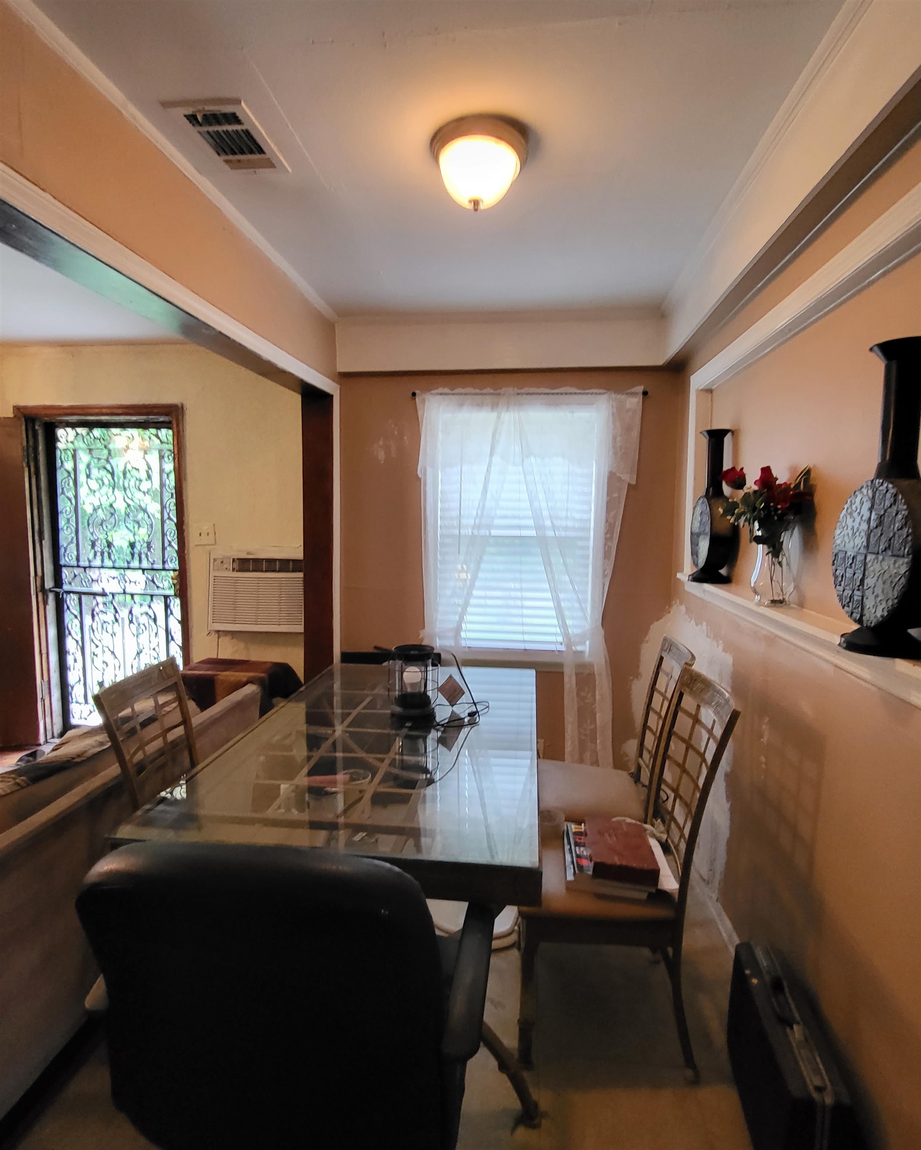 3480 Old Getwell Road Memphis, TN 38118 - Photo 18 of 20 a view of a dining room with furniture window and outside view