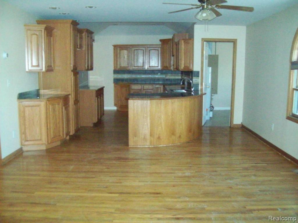 4050 Parker Road Fort Gratiot, MI 48059 - Photo 13 of 47 039.jpg