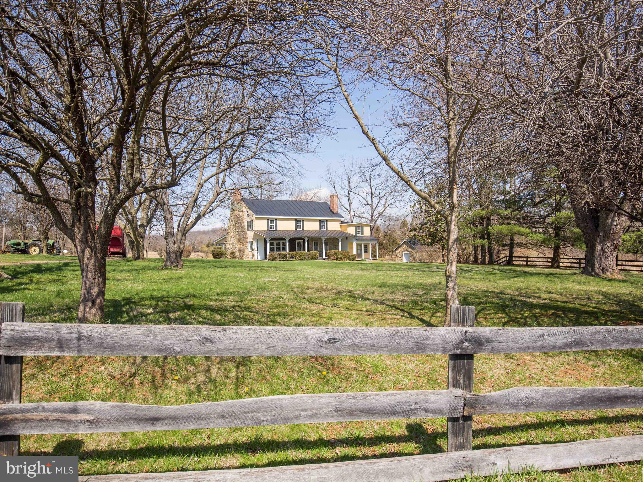 18812 Harmony Church Road Leesburg, VA 20175 - Photo 3 of 30 front view of a house with a yard