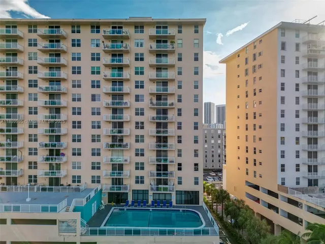 $330,000 | 437 Golden Isles Drive, Unit 5J, Hallandale Beach, FL 33009