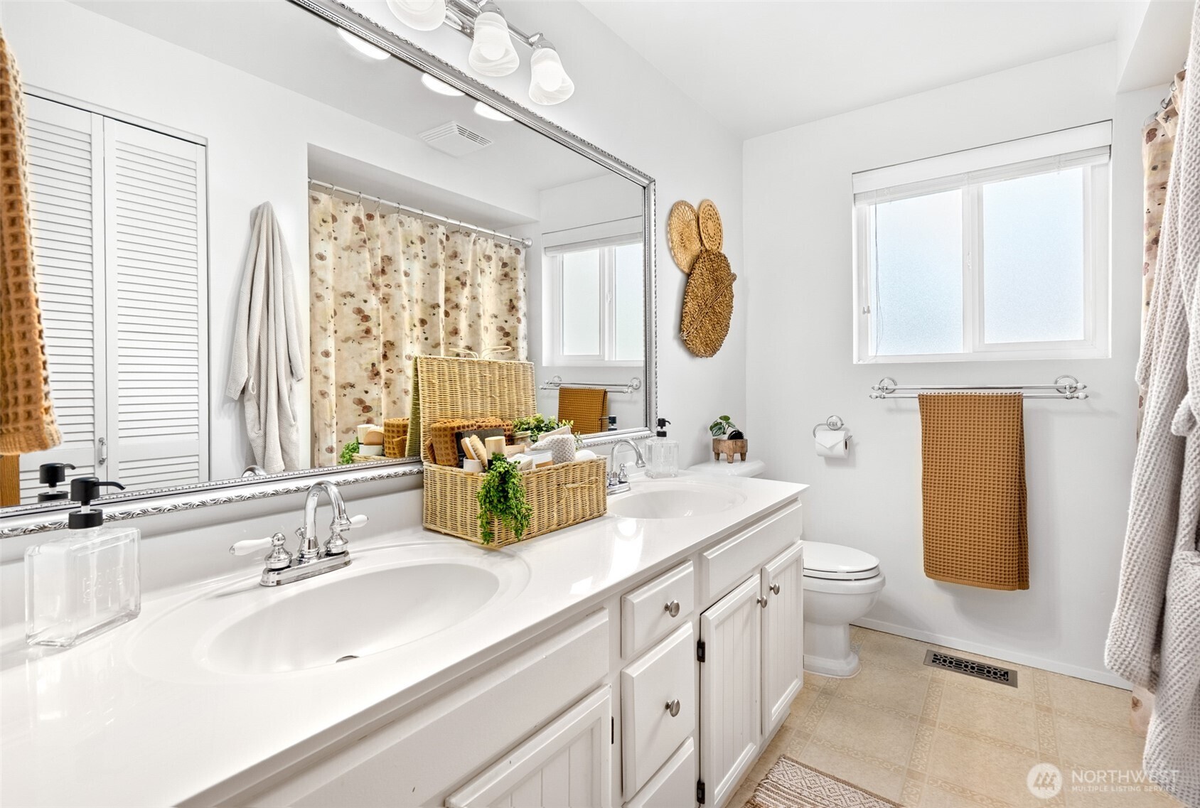 10124 241st Place Southwest Edmonds, WA 98020 - Photo 15 of 38