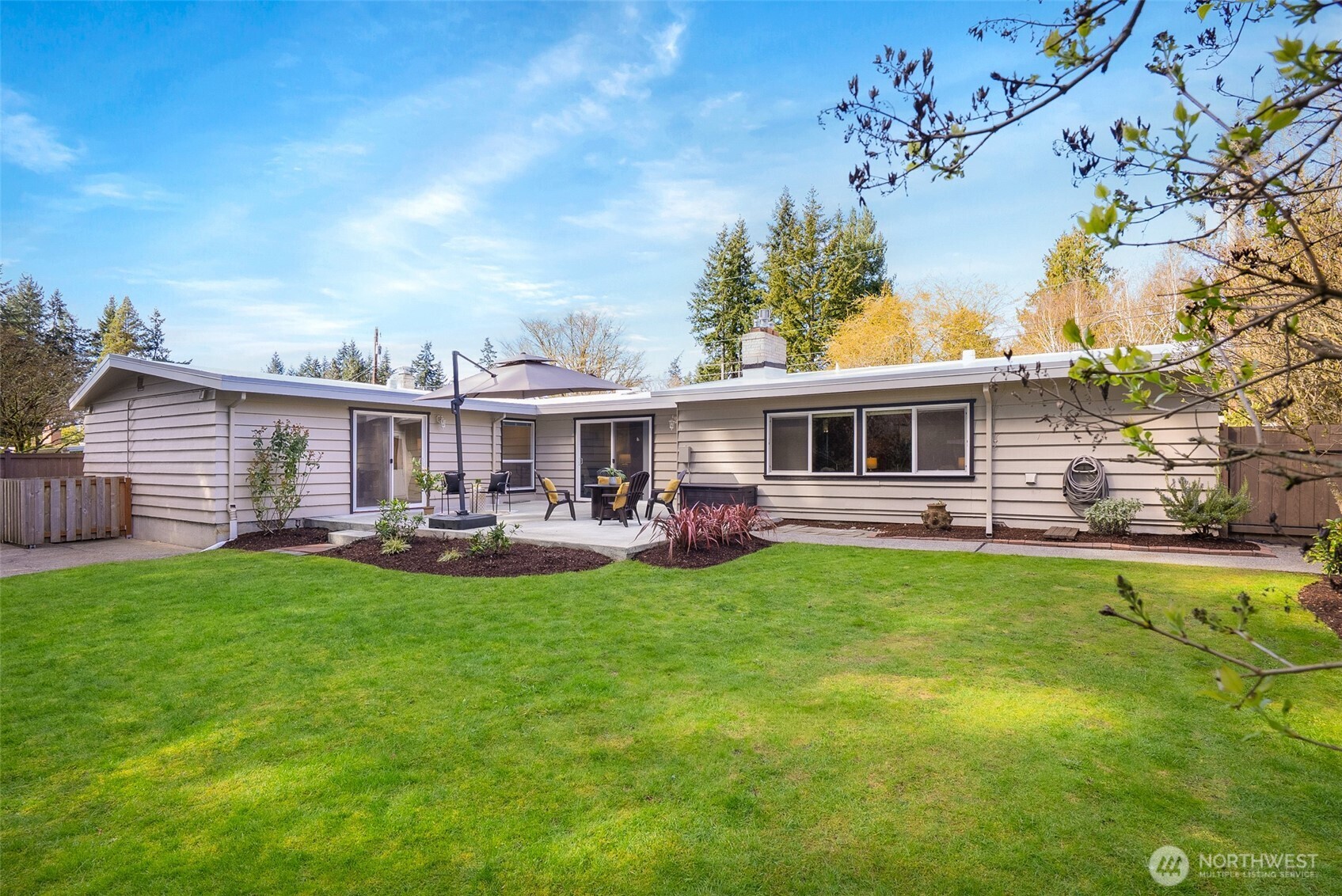 10124 241st Place Southwest Edmonds, WA 98020 - Photo 23 of 38